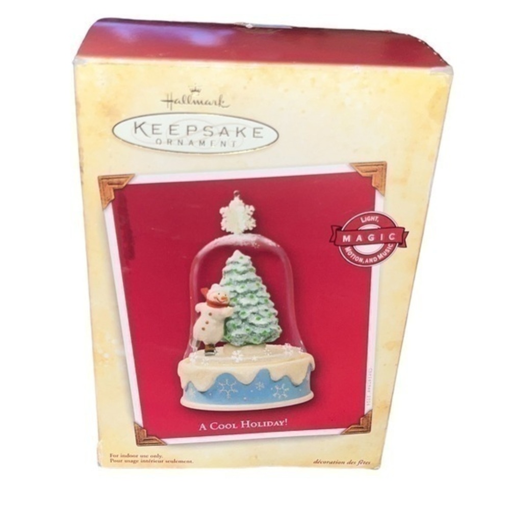 Hallmark Keepsake A Cool Holiday Christmas ornament